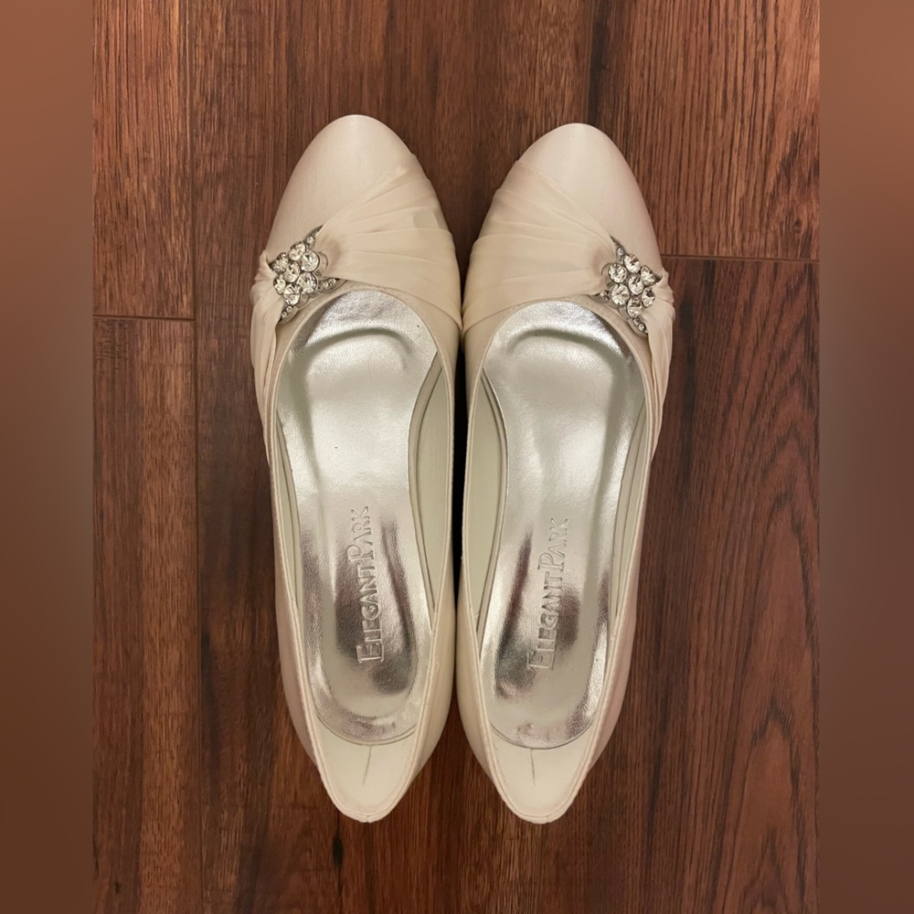 Elegant Park 1.5 inch Wedding Heels
